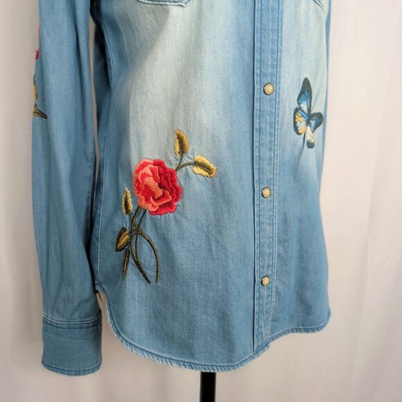 Driftwood Chambray Button Down X Small Embroidered Top Fitted Floral - Picture 3 of 10